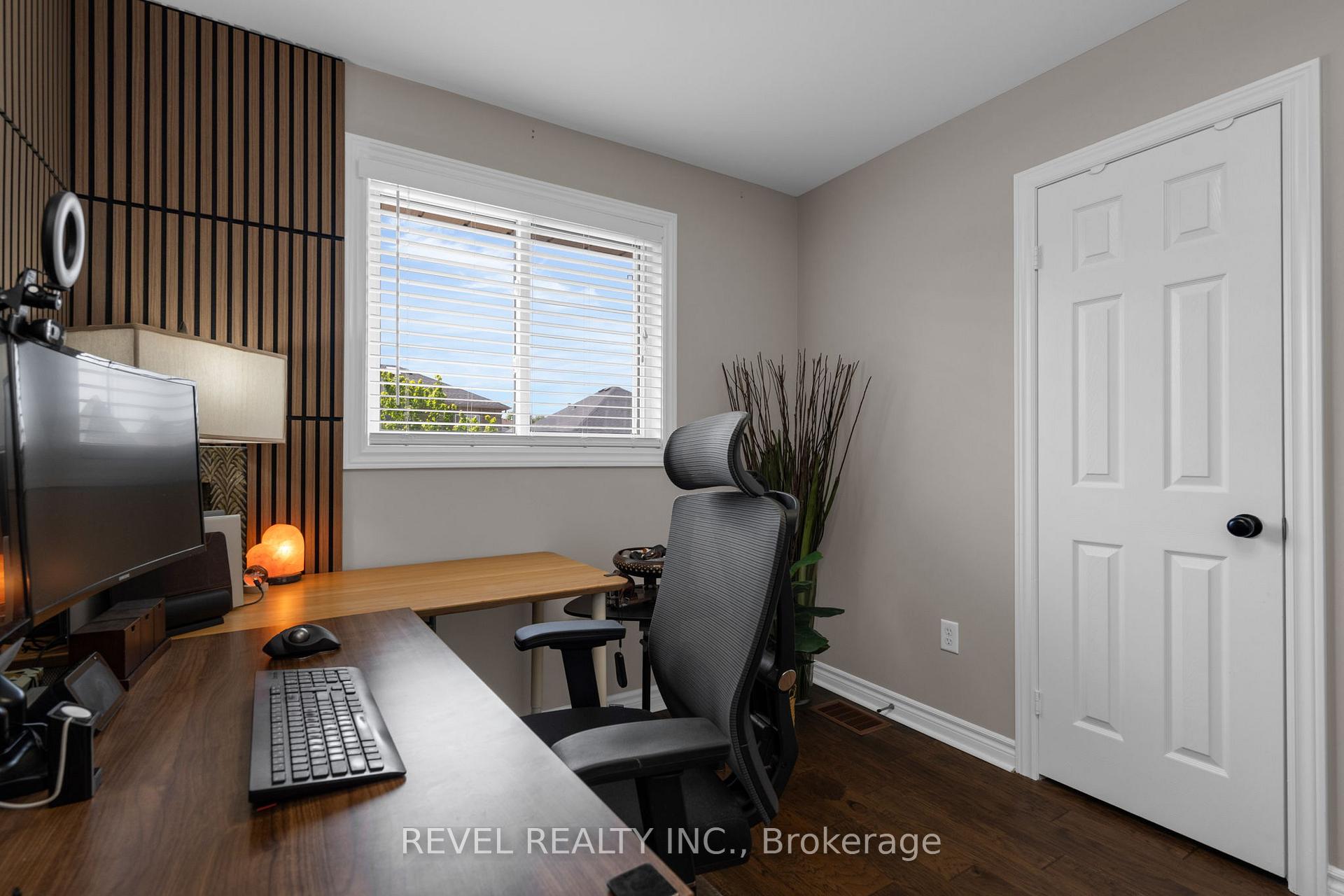Photo 29 of 69 Stephanie Lane, Barrie, Painswick South — HOMEH
