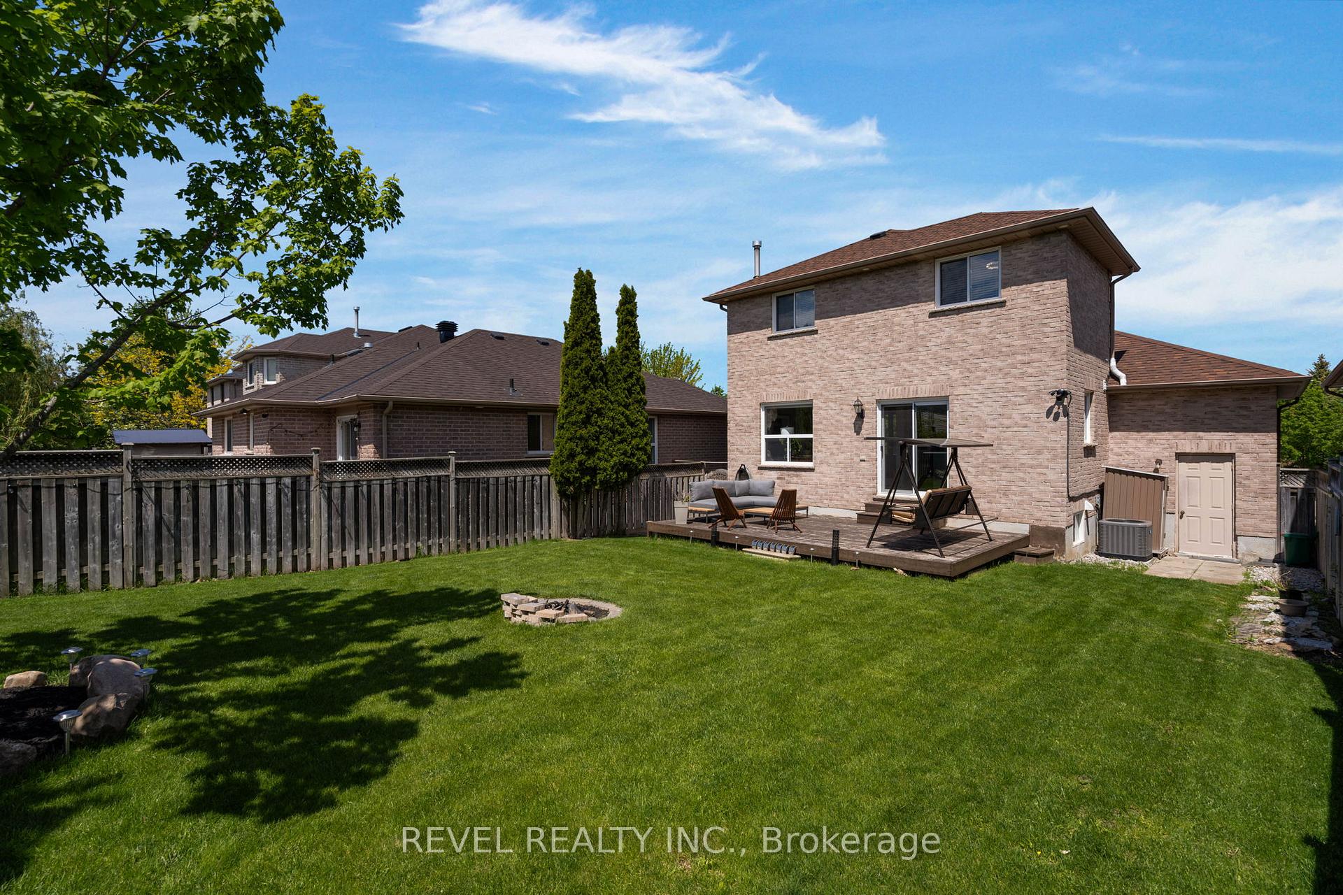 Photo 39 of 69 Stephanie Lane, Barrie, Painswick South — HOMEH
