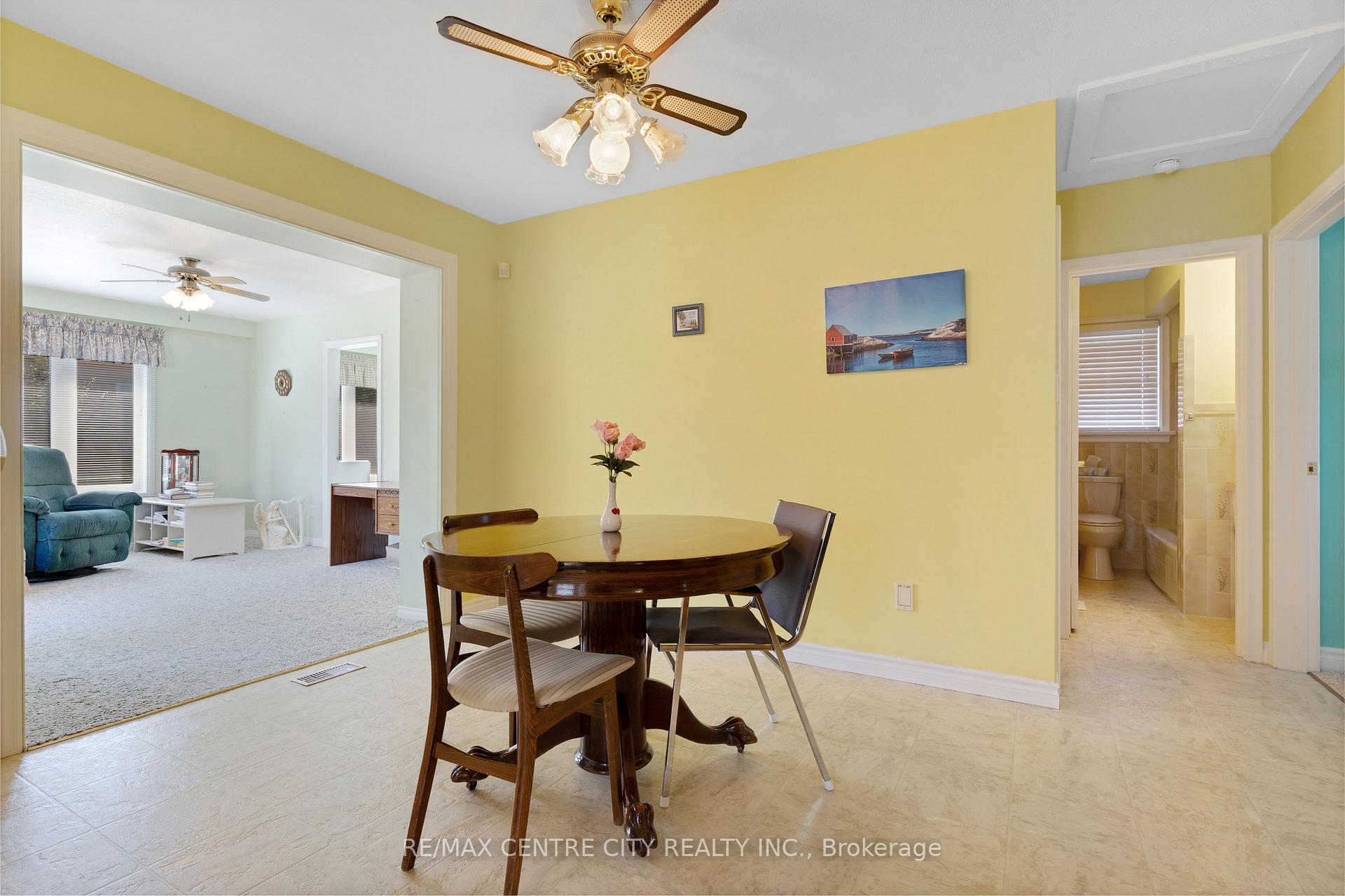 Photo 13 of 297 Wilson Avenue, Kitchener, Vanier - Kitchener — HOMEH
