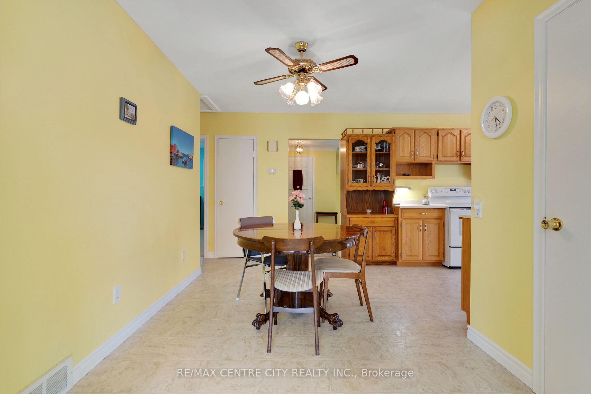 Photo 14 of 297 Wilson Avenue, Kitchener, Vanier - Kitchener — HOMEH