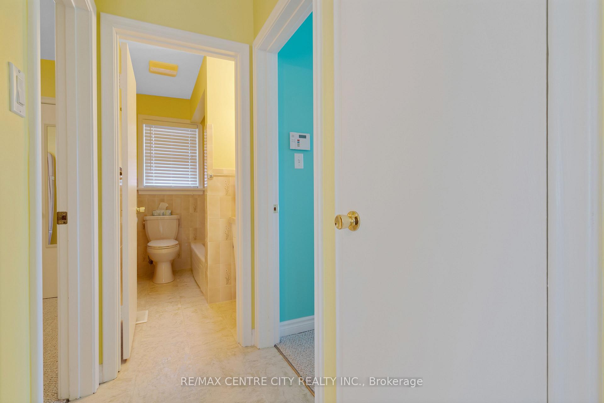 Photo 22 of 297 Wilson Avenue, Kitchener, Vanier - Kitchener — HOMEH
