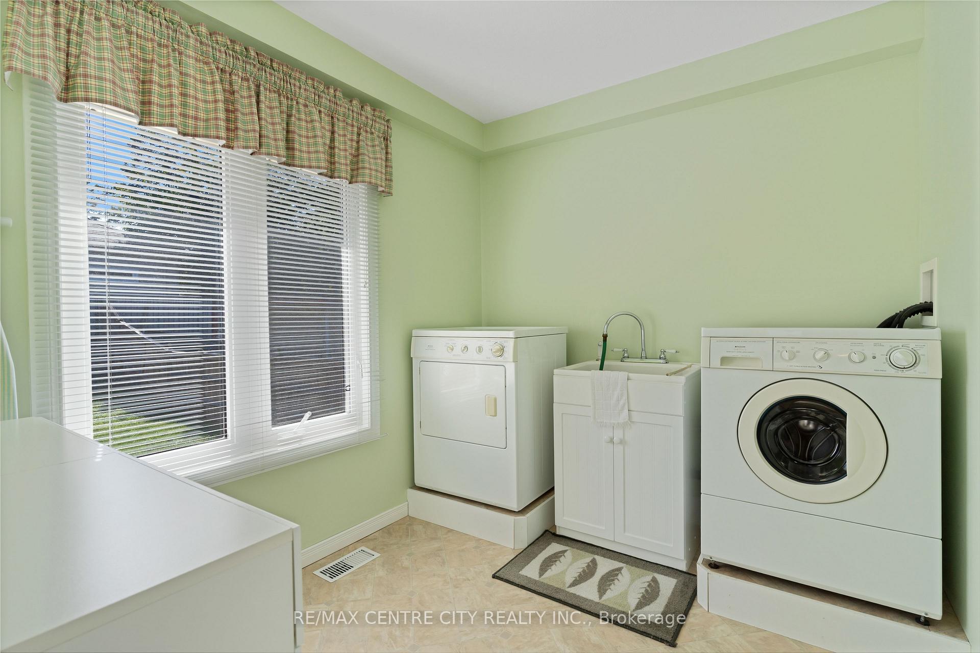 Photo 28 of 297 Wilson Avenue, Kitchener, Vanier - Kitchener — HOMEH