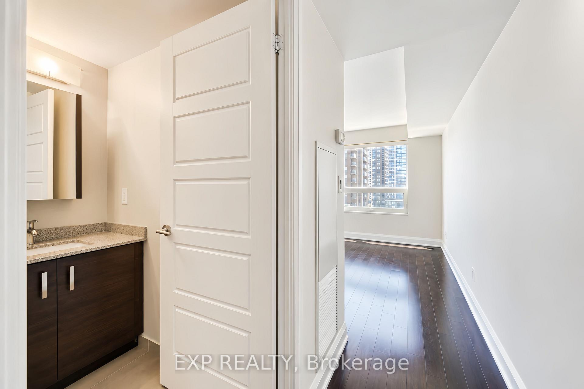 Photo 11 of Unit 1207, 1 Uptown Drive, Markham, Unionville — HOMEH