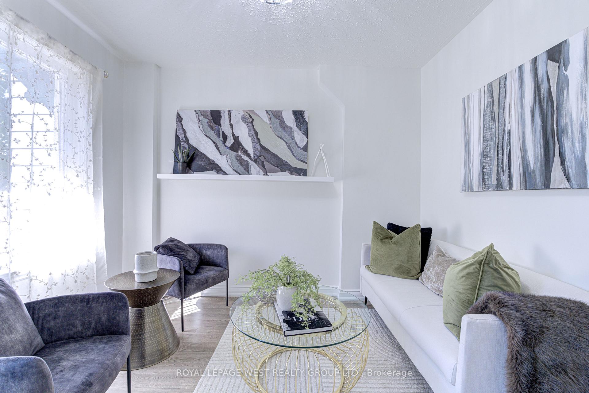 Photo 2 of 44 Fisher Street, Toronto, Little Portugal — HOMEH