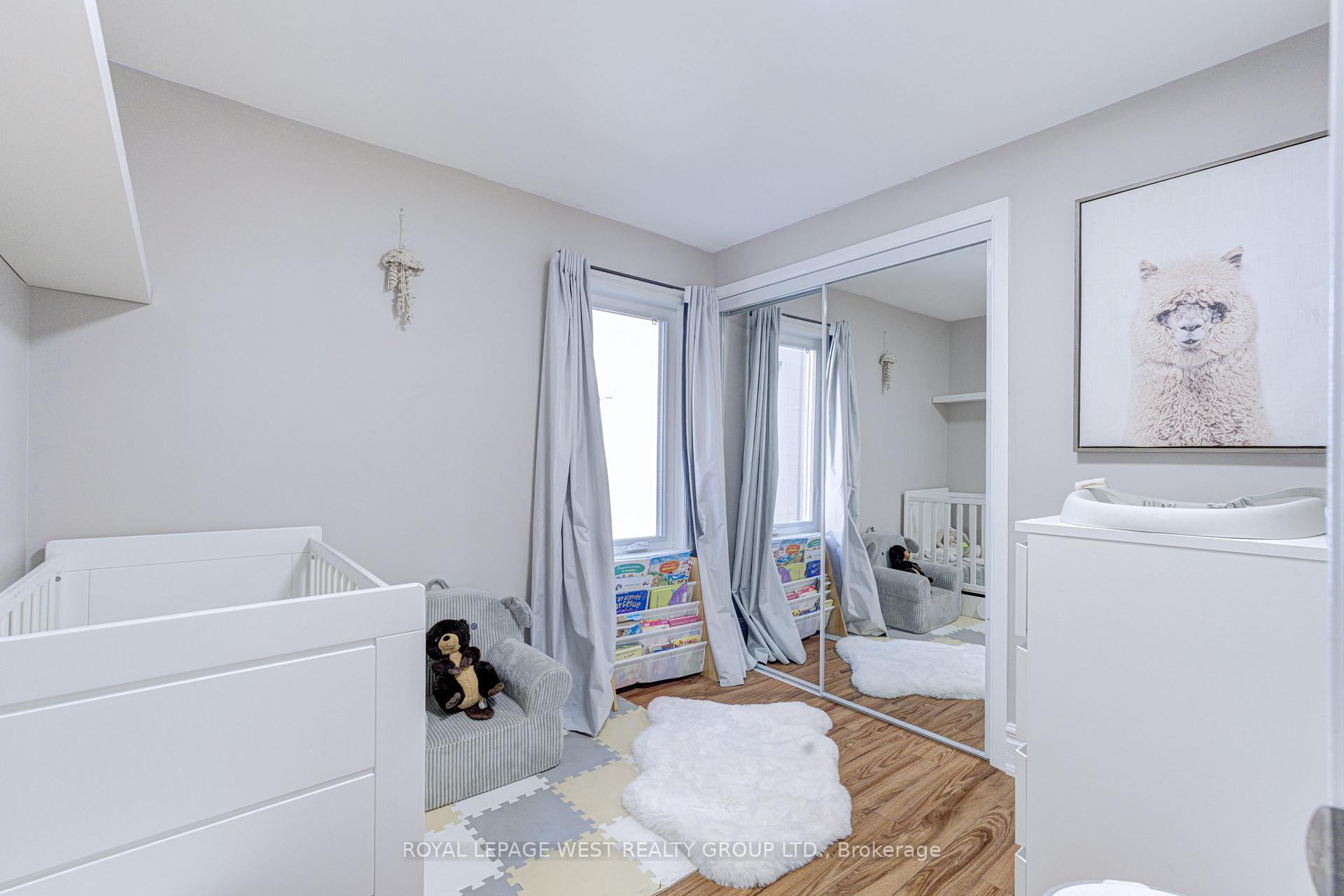 Photo 12 of 44 Fisher Street, Toronto, Little Portugal — HOMEH