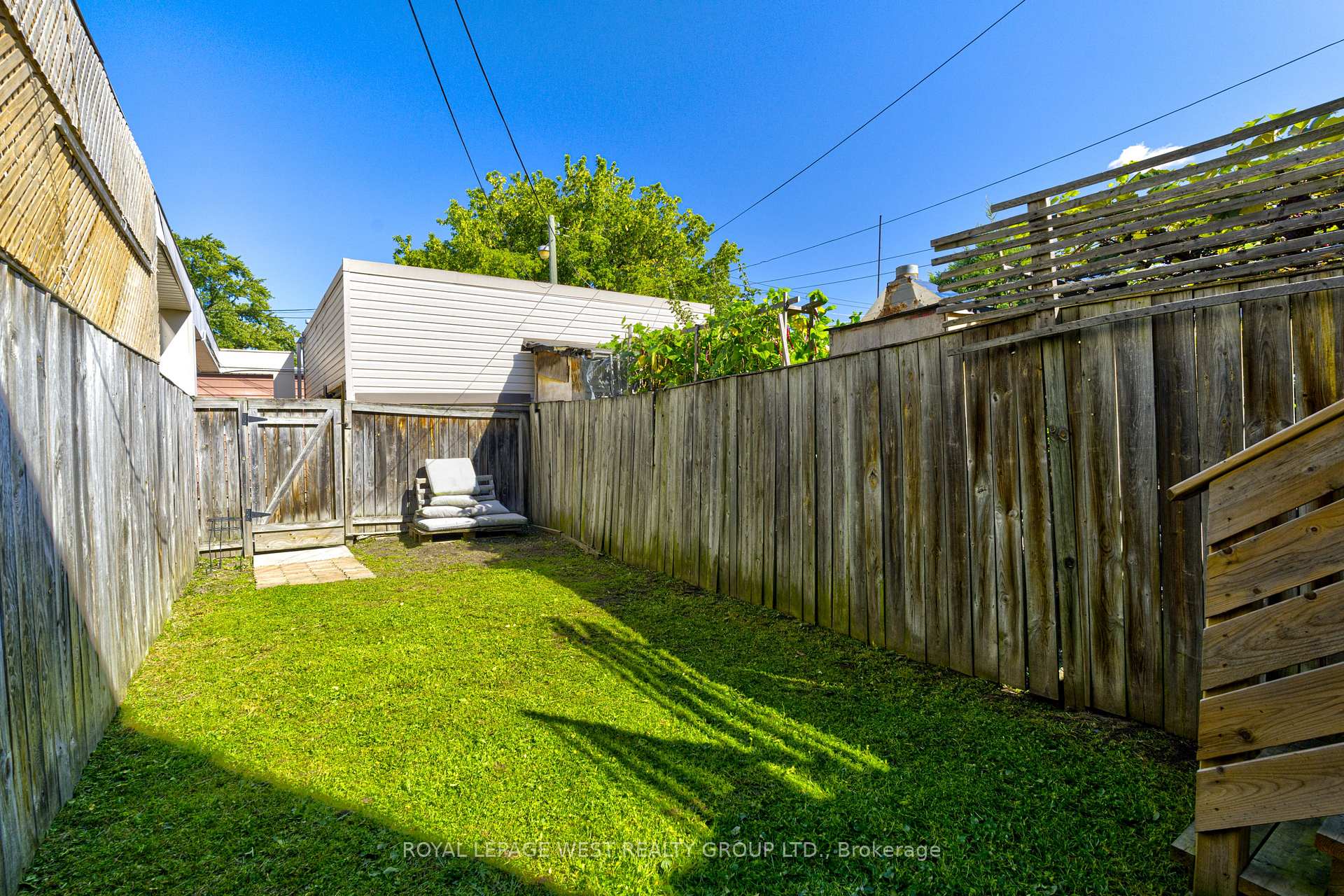 Photo 14 of 44 Fisher Street, Toronto, Little Portugal — HOMEH