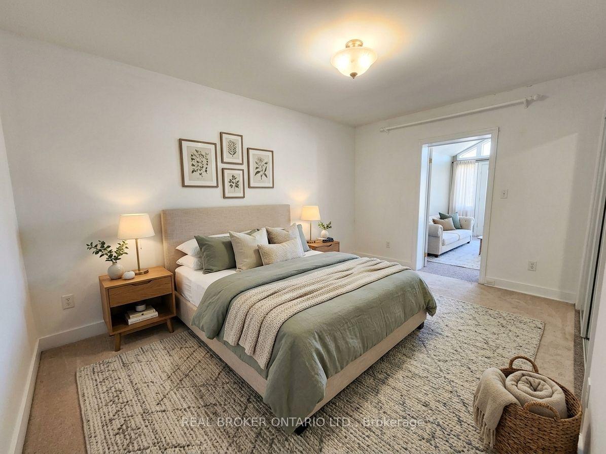 Photo 2 of 241 Aldercrest Road, Etobicoke, Alderwood — HOMEH
