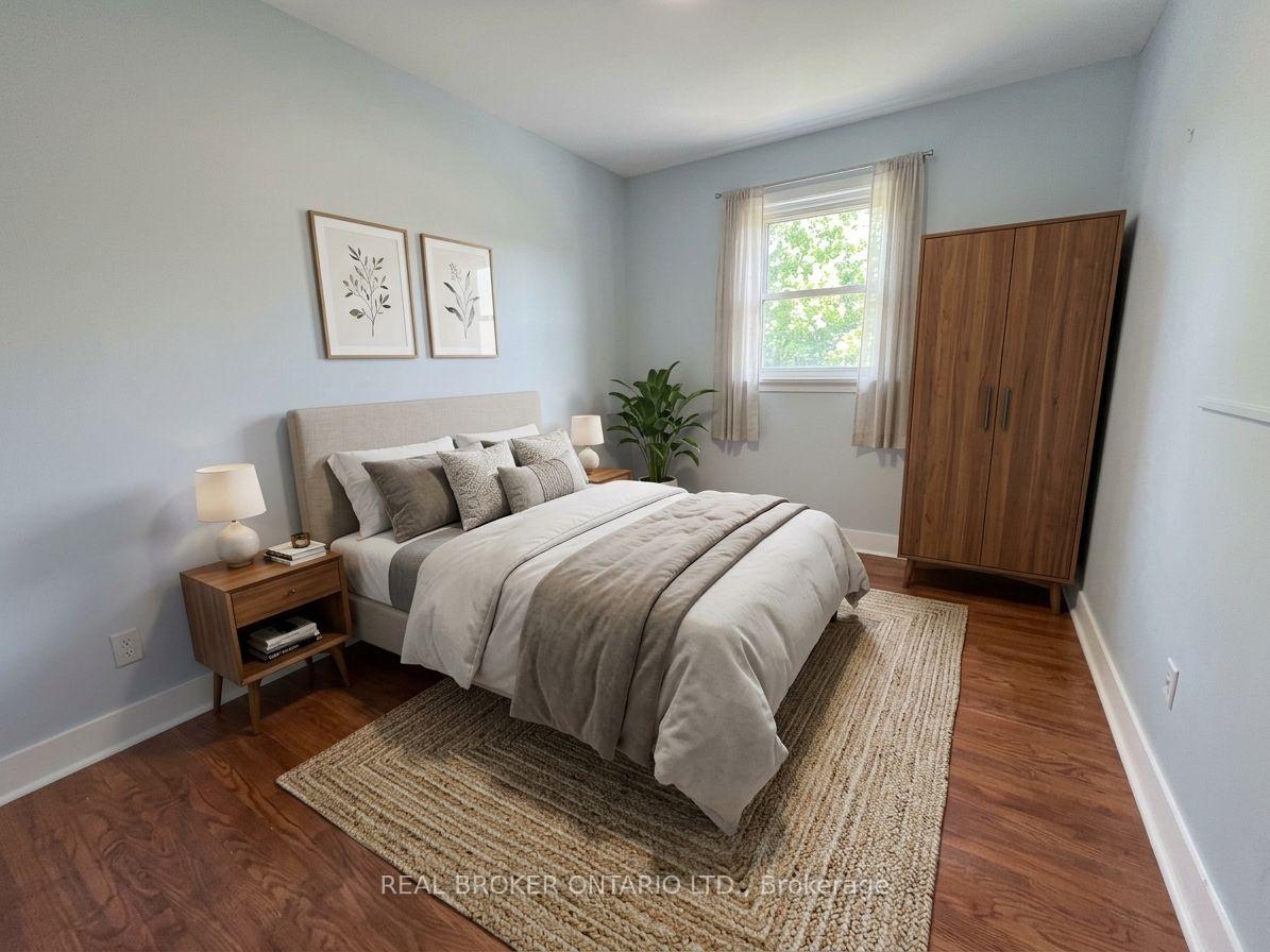 Photo 6 of 241 Aldercrest Road, Etobicoke, Alderwood — HOMEH