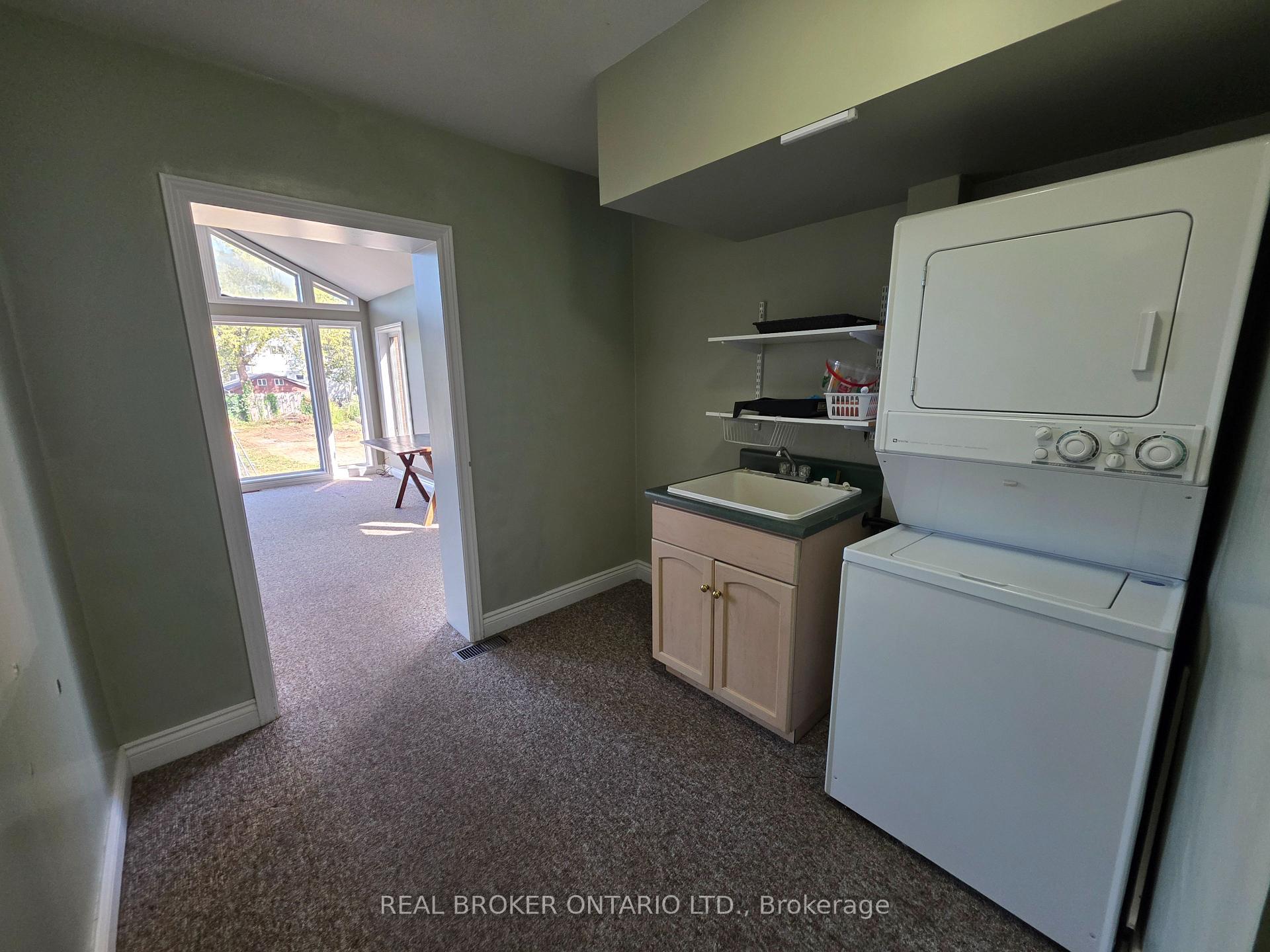 Photo 13 of 241 Aldercrest Road, Etobicoke, Alderwood — HOMEH