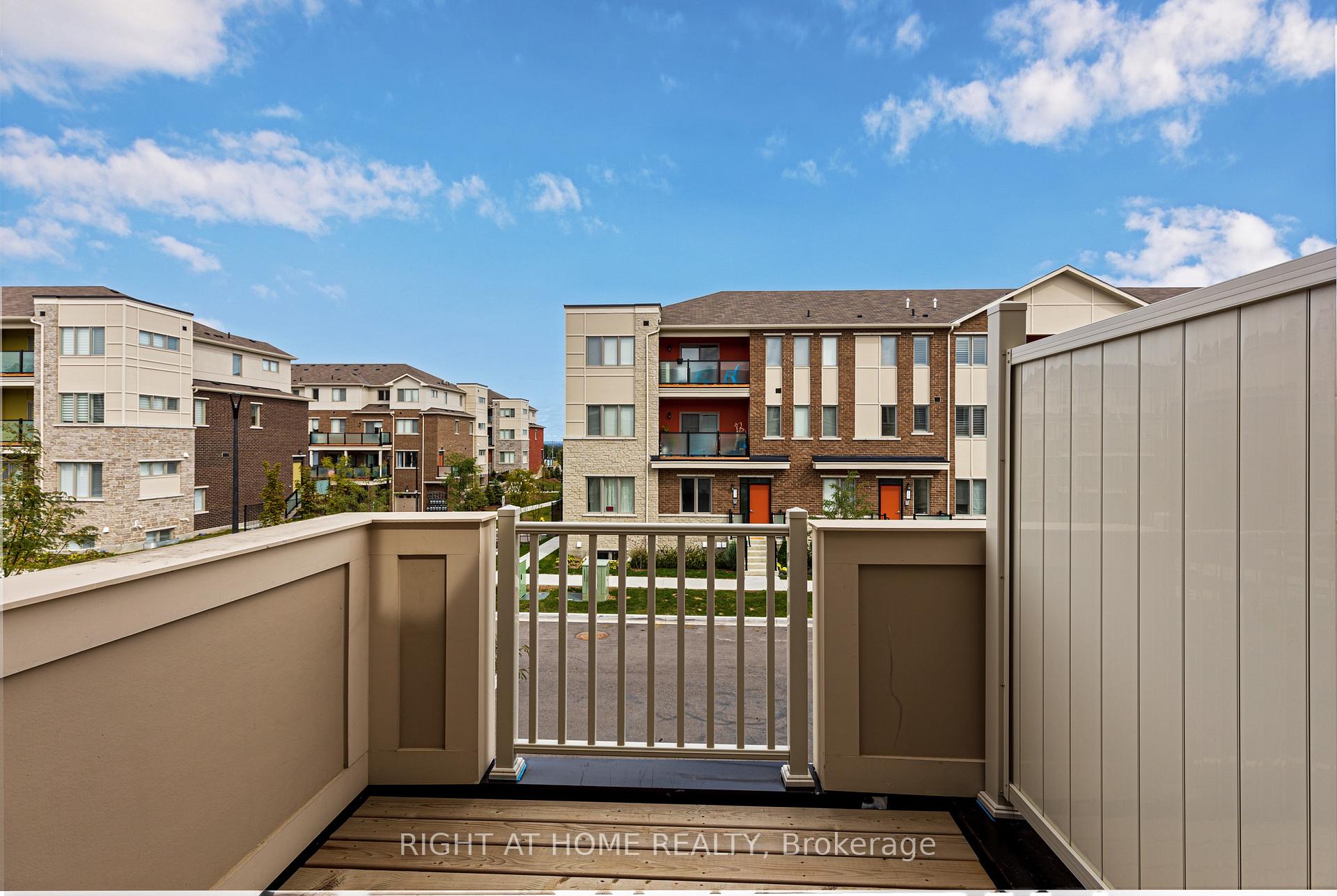 Photo 12 of 2493 Fall Harvest Crescent, Pickering, Rural Pickering — HOMEH