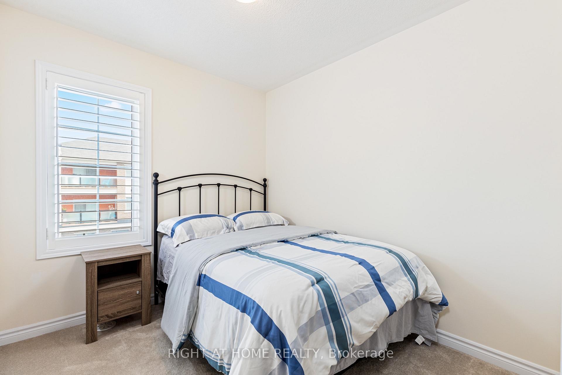 Photo 18 of 2493 Fall Harvest Crescent, Pickering, Rural Pickering — HOMEH