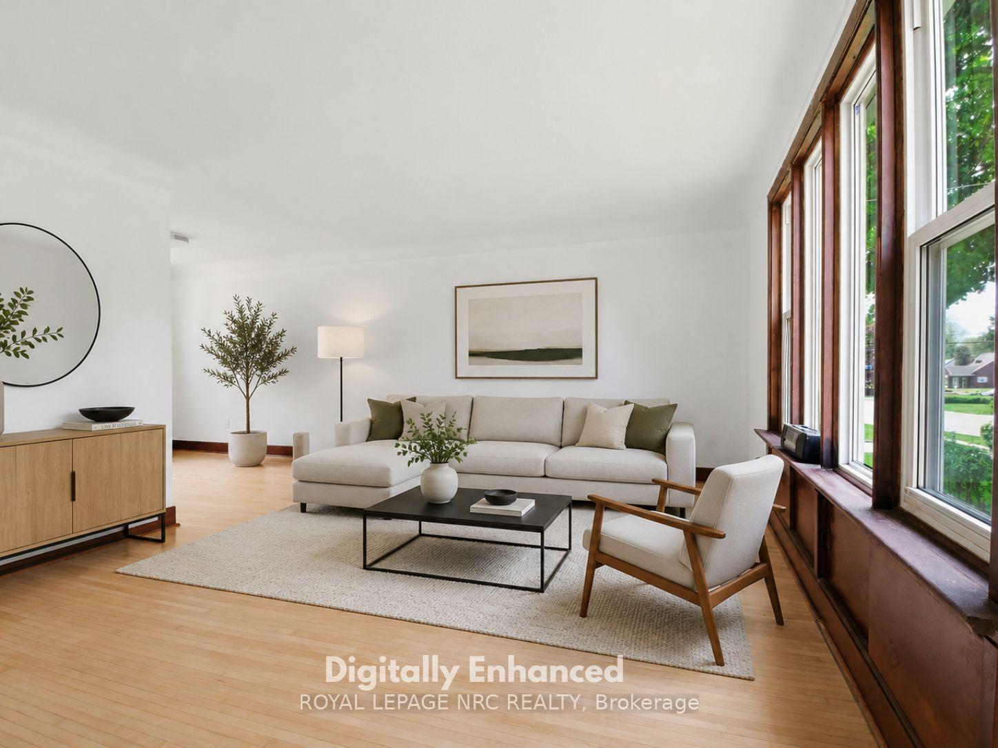 Photo 3 of 6010 Carlton Avenue, Niagara Falls, Dorchester — HOMEH