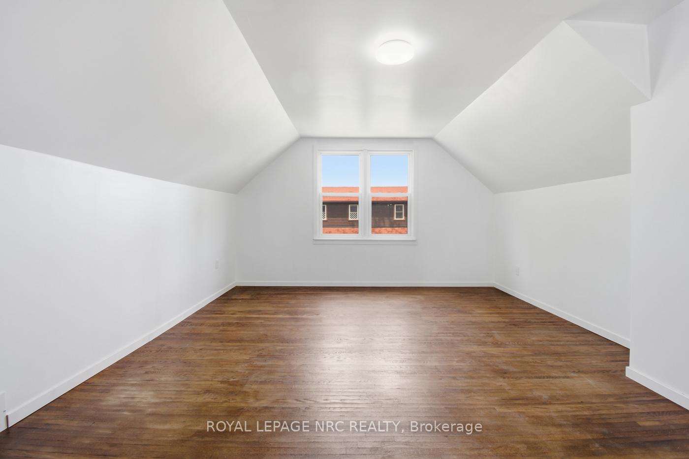 Photo 20 of 6010 Carlton Avenue, Niagara Falls, Dorchester — HOMEH
