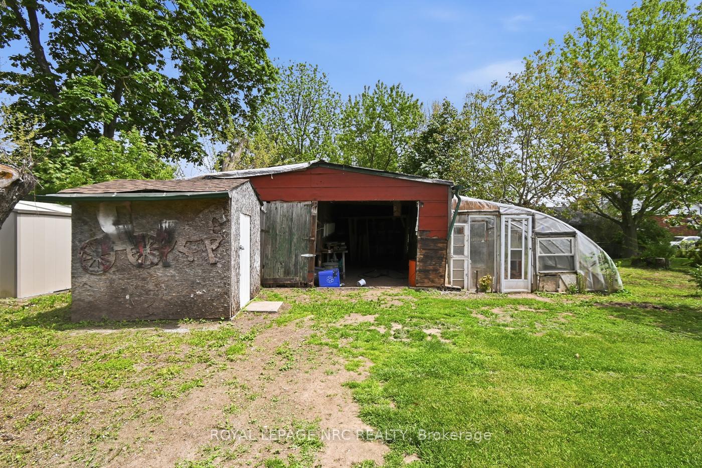 Photo 31 of 6010 Carlton Avenue, Niagara Falls, Dorchester — HOMEH