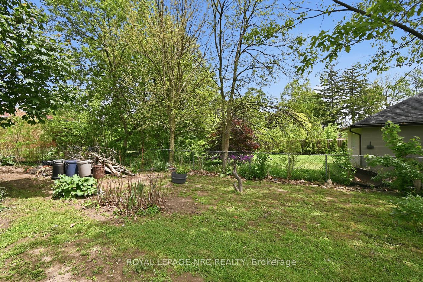 Photo 34 of 6010 Carlton Avenue, Niagara Falls, Dorchester — HOMEH