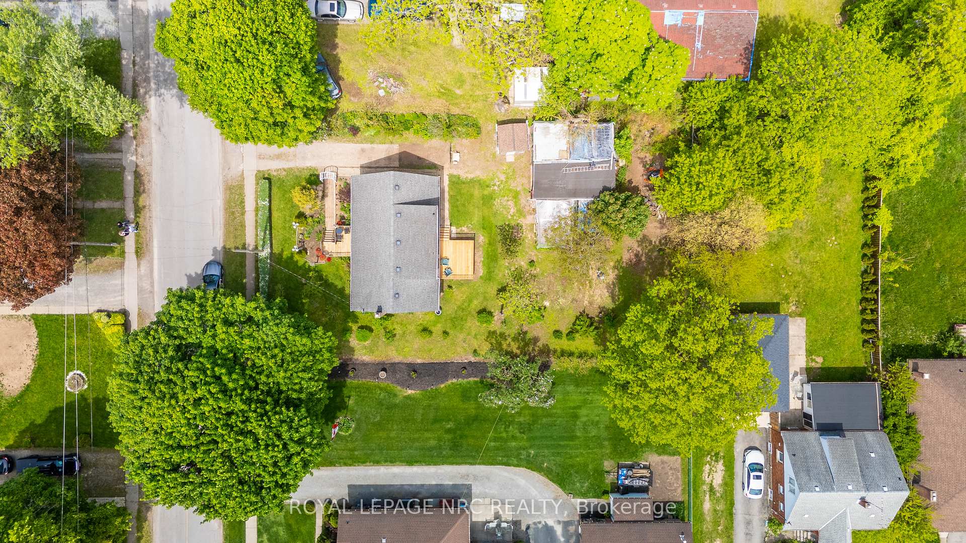 Photo 41 of 6010 Carlton Avenue, Niagara Falls, Dorchester — HOMEH