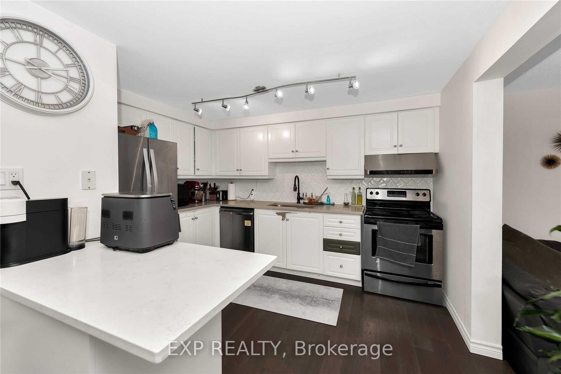 Photo 9 of 166 Kovac Road, Cambridge, Greenway-Chaplin — HOMEH