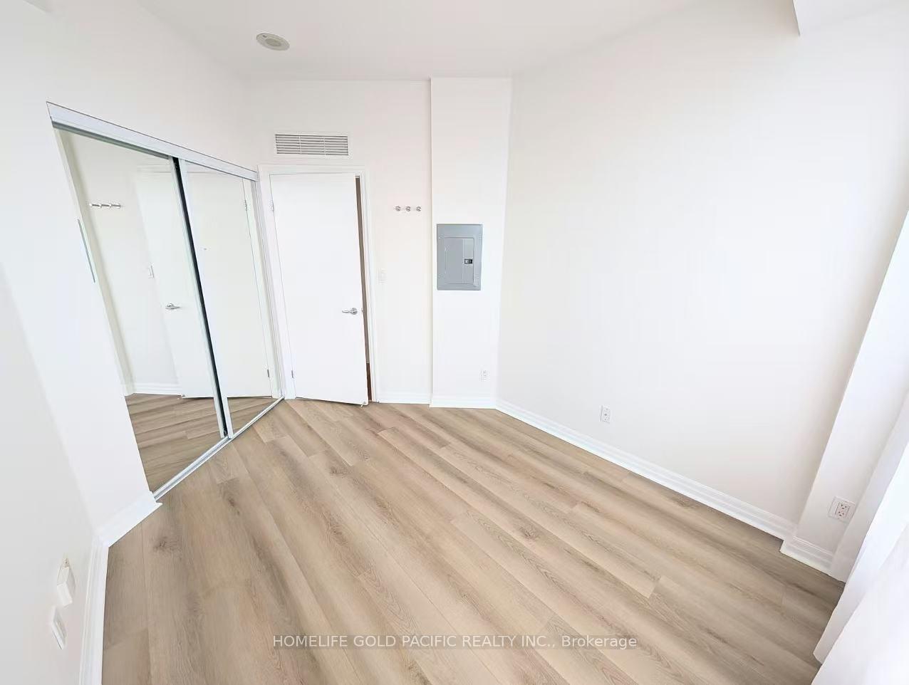 Photo 9 of Unit 2102, 300 Bloor Street E, Toronto, Rosedale-Moore Park — HOMEH