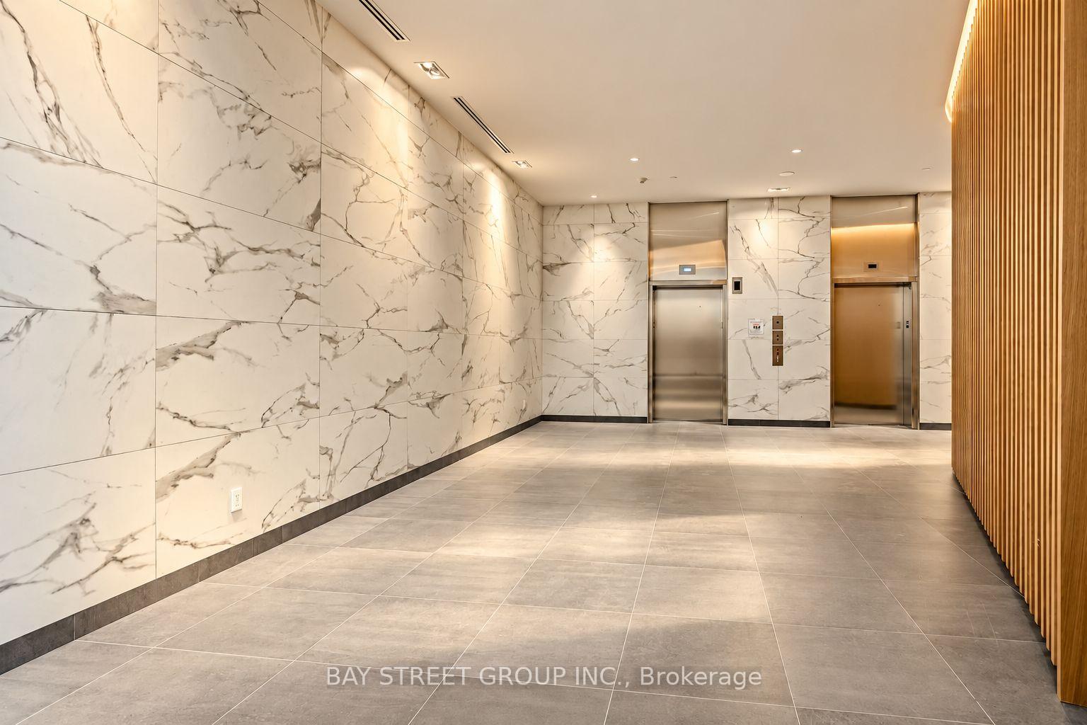 Photo 7 of Unit 1010, 120 Varna Drive, Toronto, Englemount-Lawrence — HOMEH
