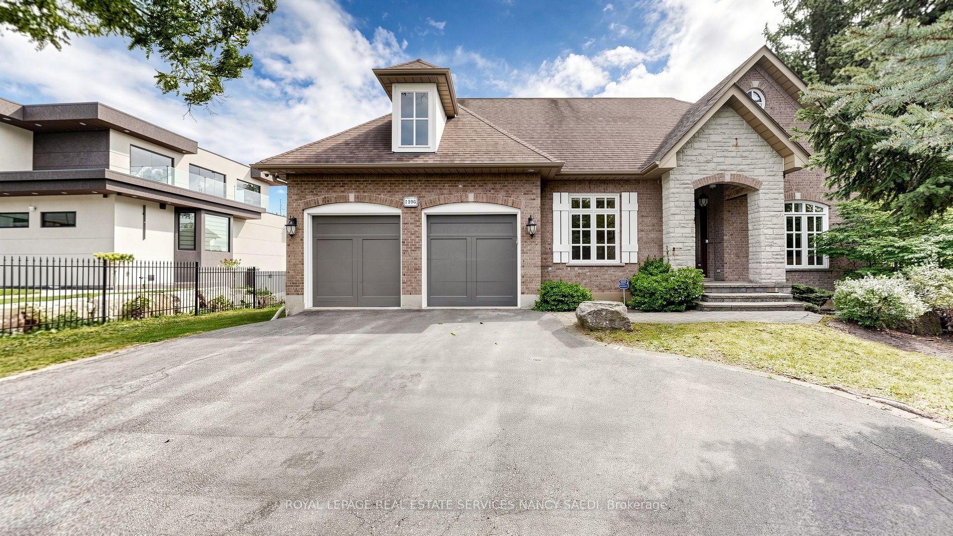 Photo 4 of 1296 Lakeshore Road W, Oakville, Southwest — HOMEH