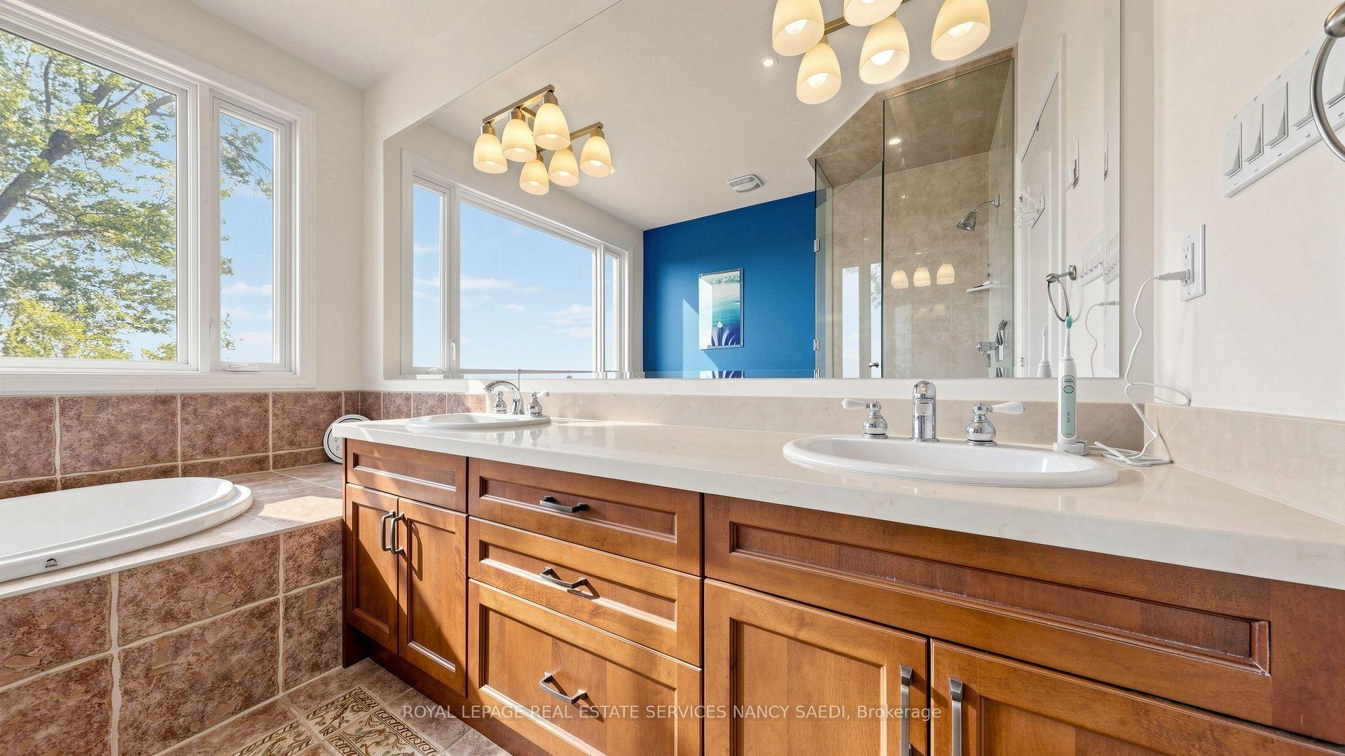 Photo 28 of 1296 Lakeshore Road W, Oakville, Southwest — HOMEH