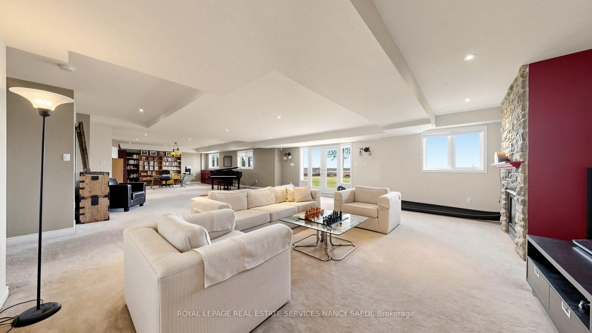 Photo 31 of 1296 Lakeshore Road W, Oakville, Southwest — HOMEH