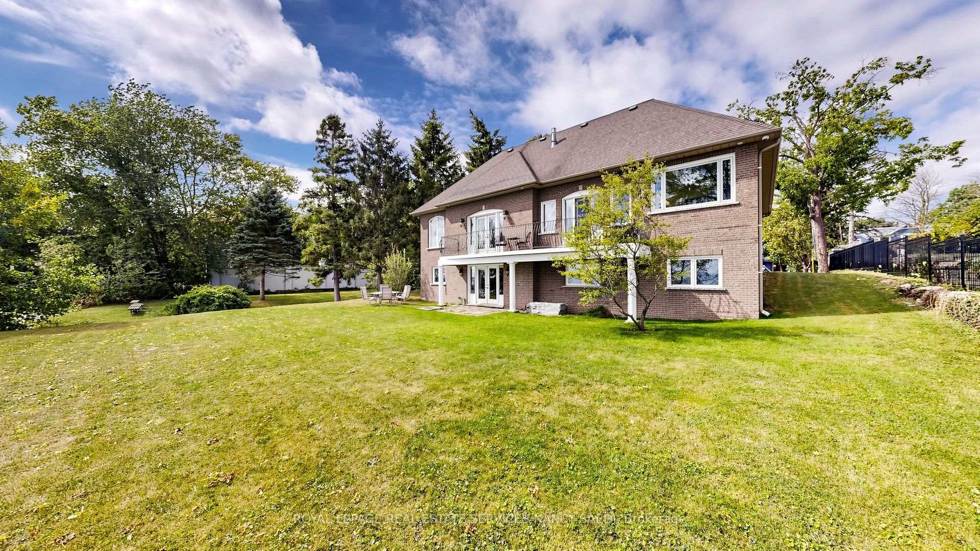 Photo 39 of 1296 Lakeshore Road W, Oakville, Southwest — HOMEH