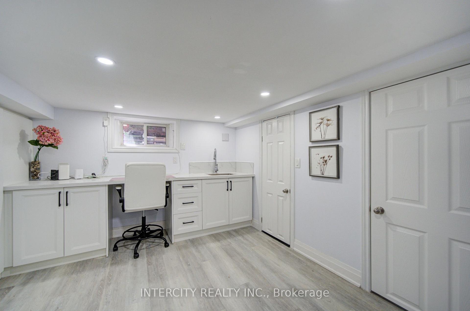 Photo 28 of 256 Blantyre Avenue, Scarborough, Birchcliffe-Cliffside — HOMEH