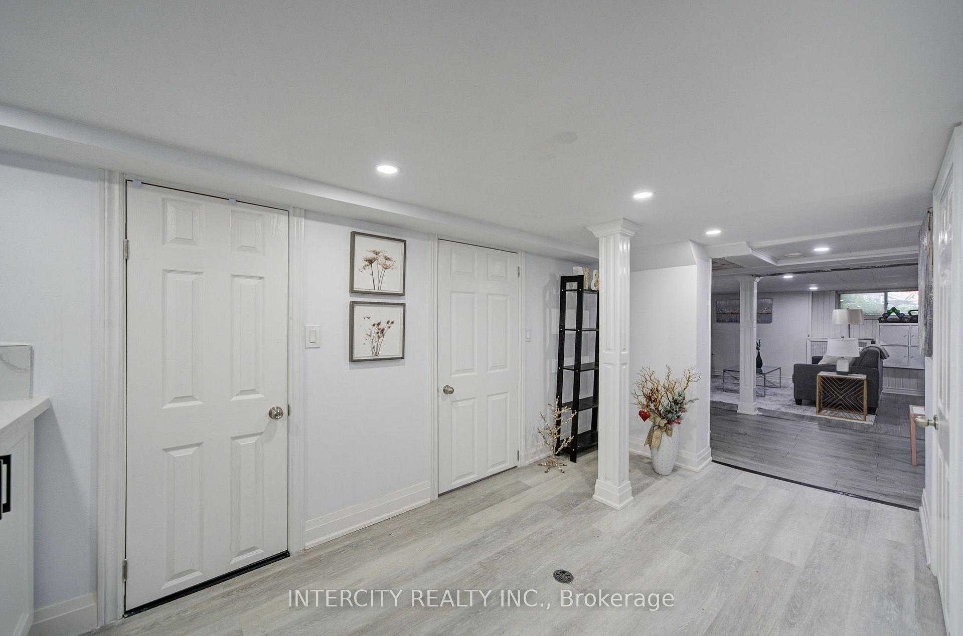 Photo 29 of 256 Blantyre Avenue, Scarborough, Birchcliffe-Cliffside — HOMEH