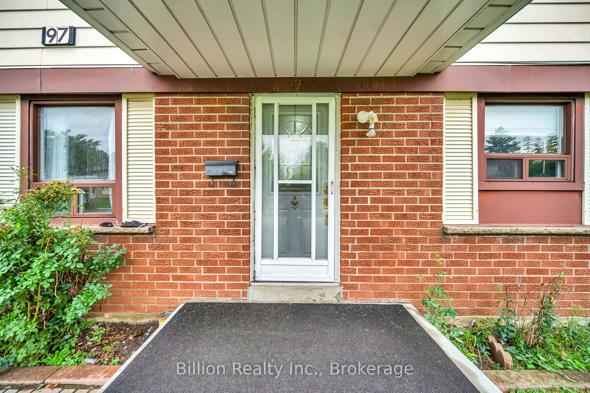 Photo 4 of 97 Crittenden Square, Scarborough, Malvern — HOMEH