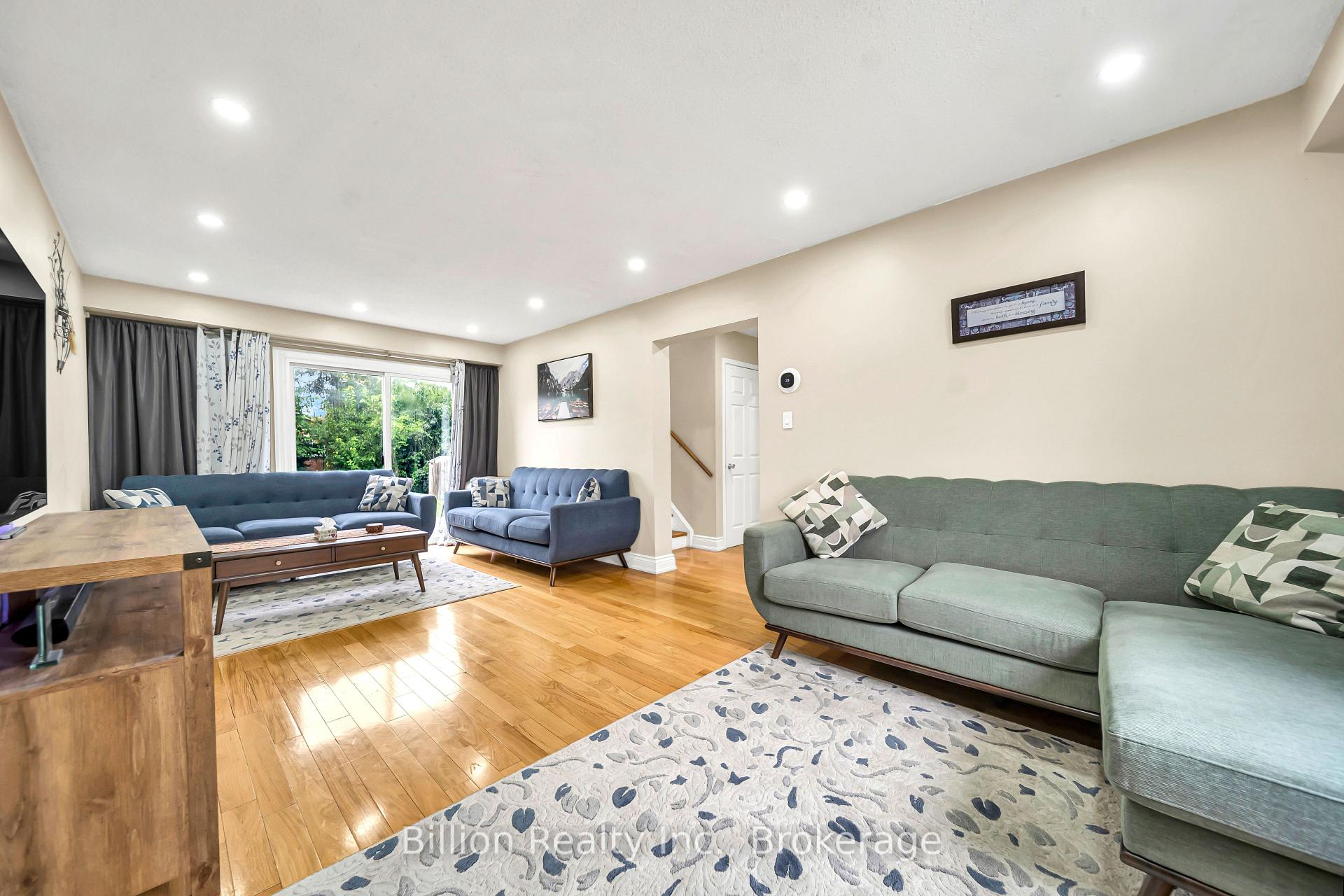 Photo 8 of 97 Crittenden Square, Scarborough, Malvern — HOMEH