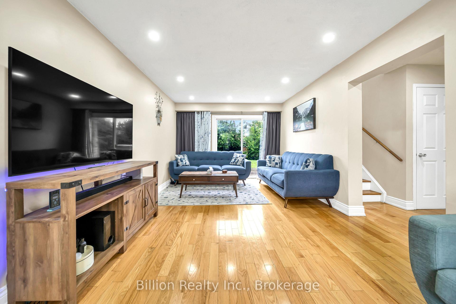 Photo 9 of 97 Crittenden Square, Scarborough, Malvern — HOMEH