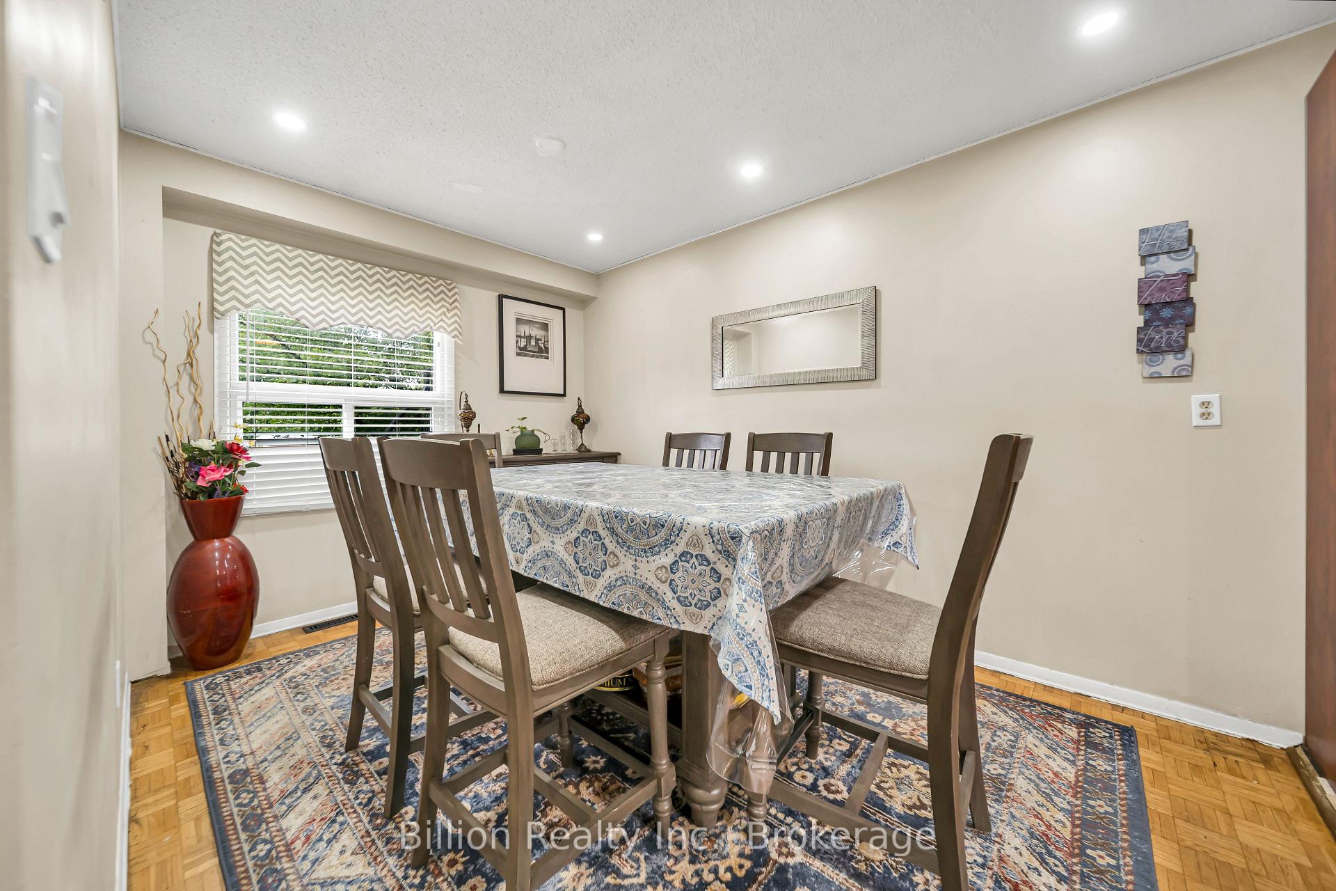 Photo 11 of 97 Crittenden Square, Scarborough, Malvern — HOMEH