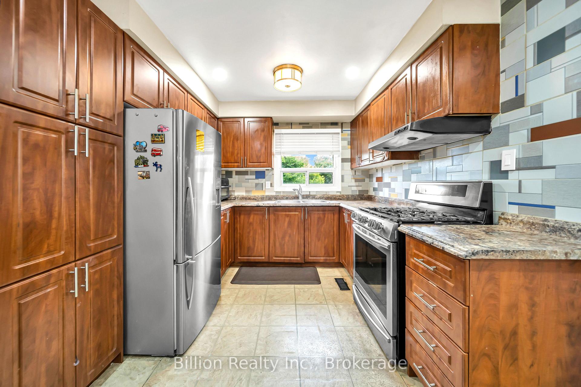 Photo 13 of 97 Crittenden Square, Scarborough, Malvern — HOMEH