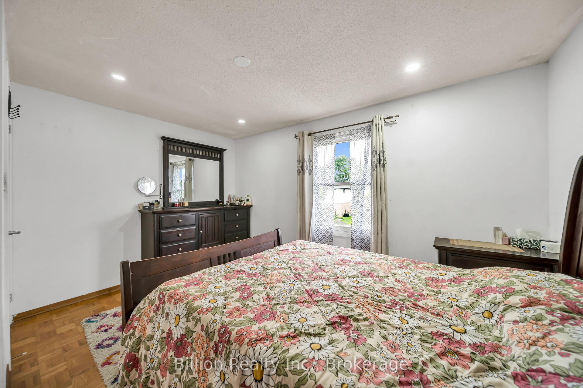 Photo 20 of 97 Crittenden Square, Scarborough, Malvern — HOMEH