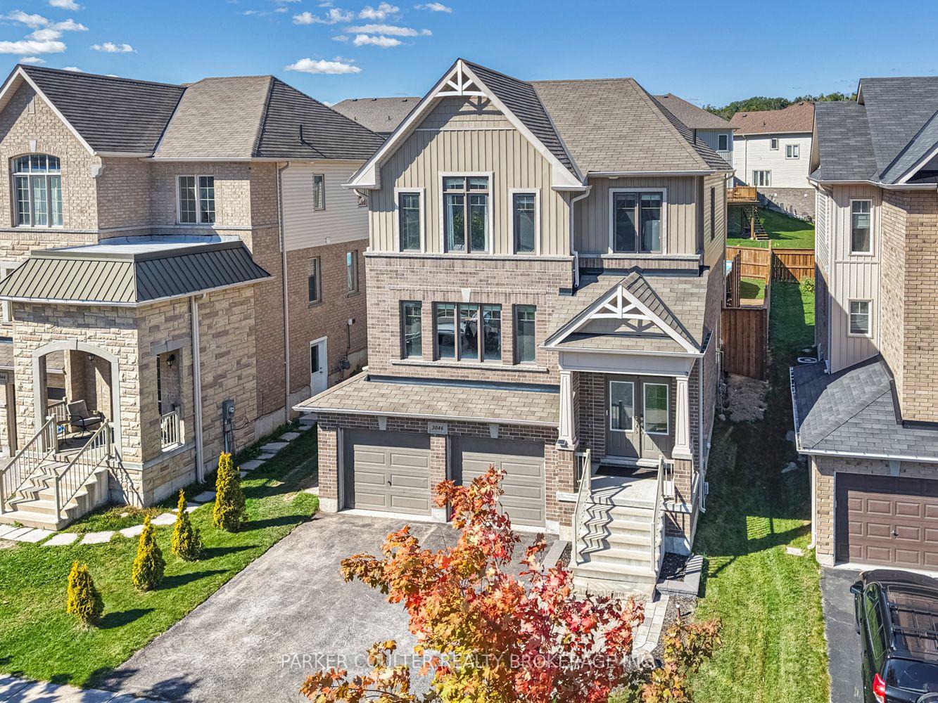 Photo 2 of 3046 Stone Ridge Boulevard, Orillia — HOMEH