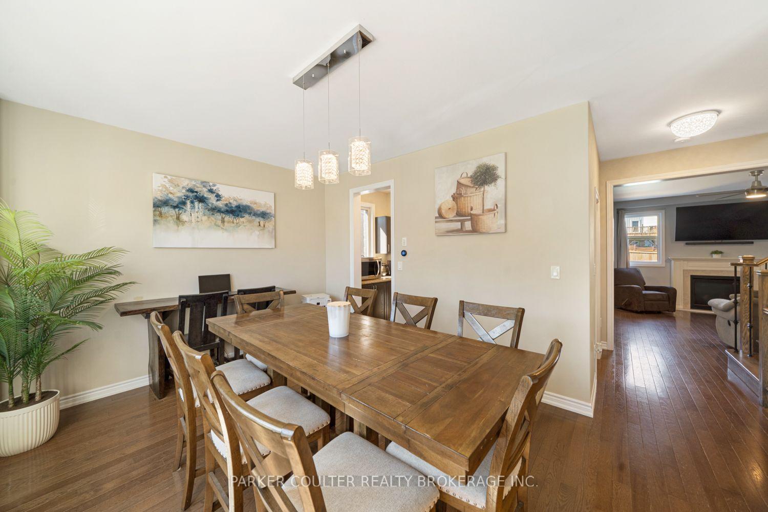 Photo 11 of 3046 Stone Ridge Boulevard, Orillia — HOMEH