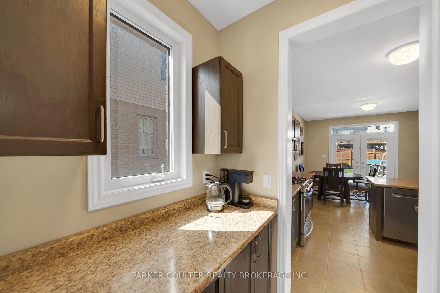 Photo 13 of 3046 Stone Ridge Boulevard, Orillia — HOMEH