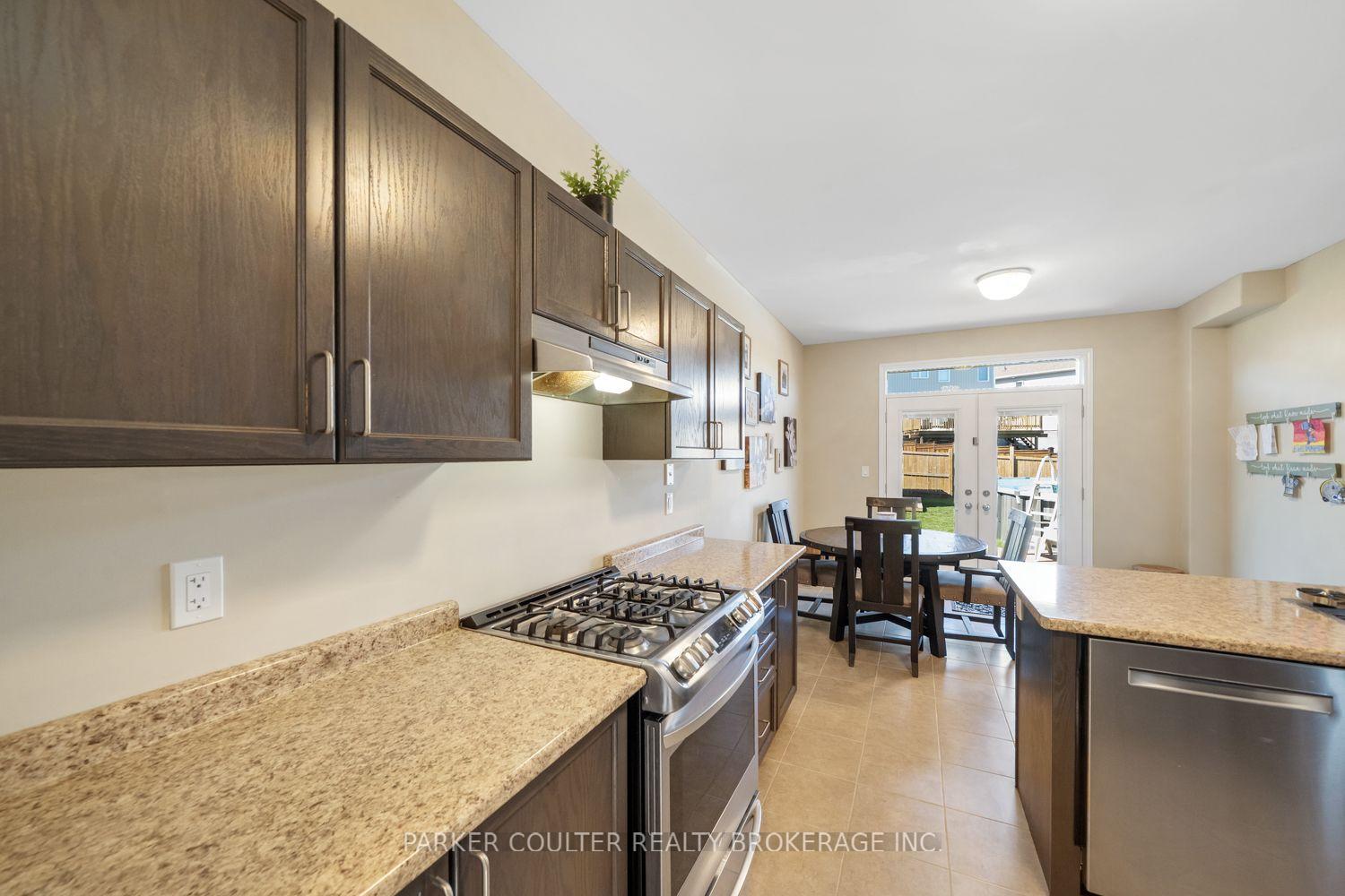 Photo 14 of 3046 Stone Ridge Boulevard, Orillia — HOMEH