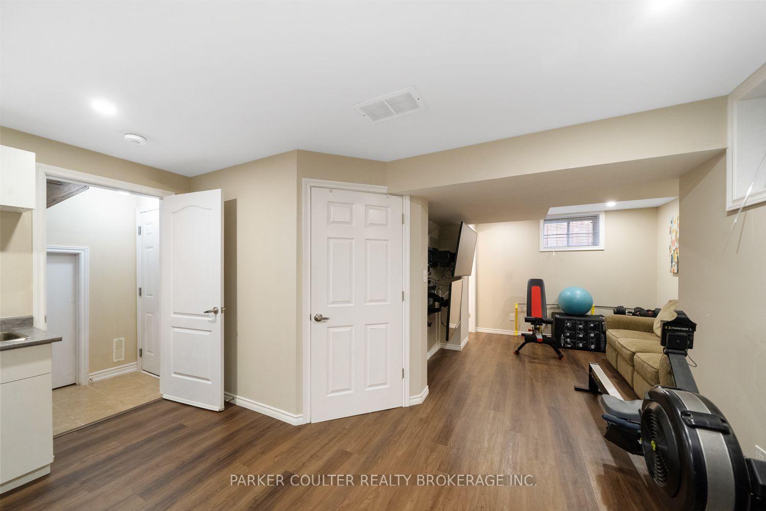Photo 37 of 3046 Stone Ridge Boulevard, Orillia — HOMEH