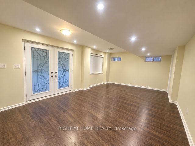 Photo 2 of Unit Lower, 472 Nairn Circle, Milton, Scott — HOMEH