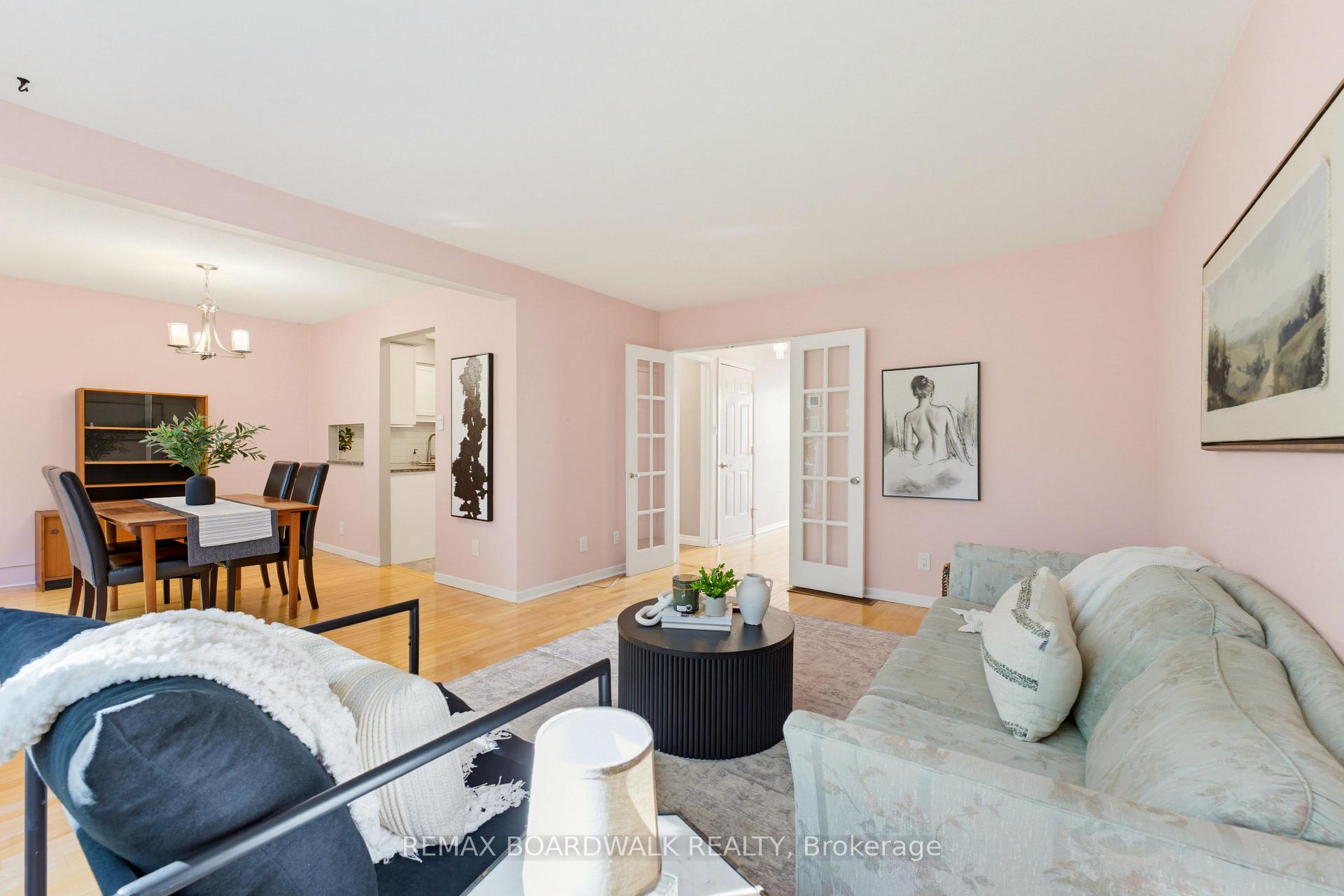 Photo 18 of Unit 13, 32 Black Forest Lane, Ottawa, Arbeatha Park — HOMEH