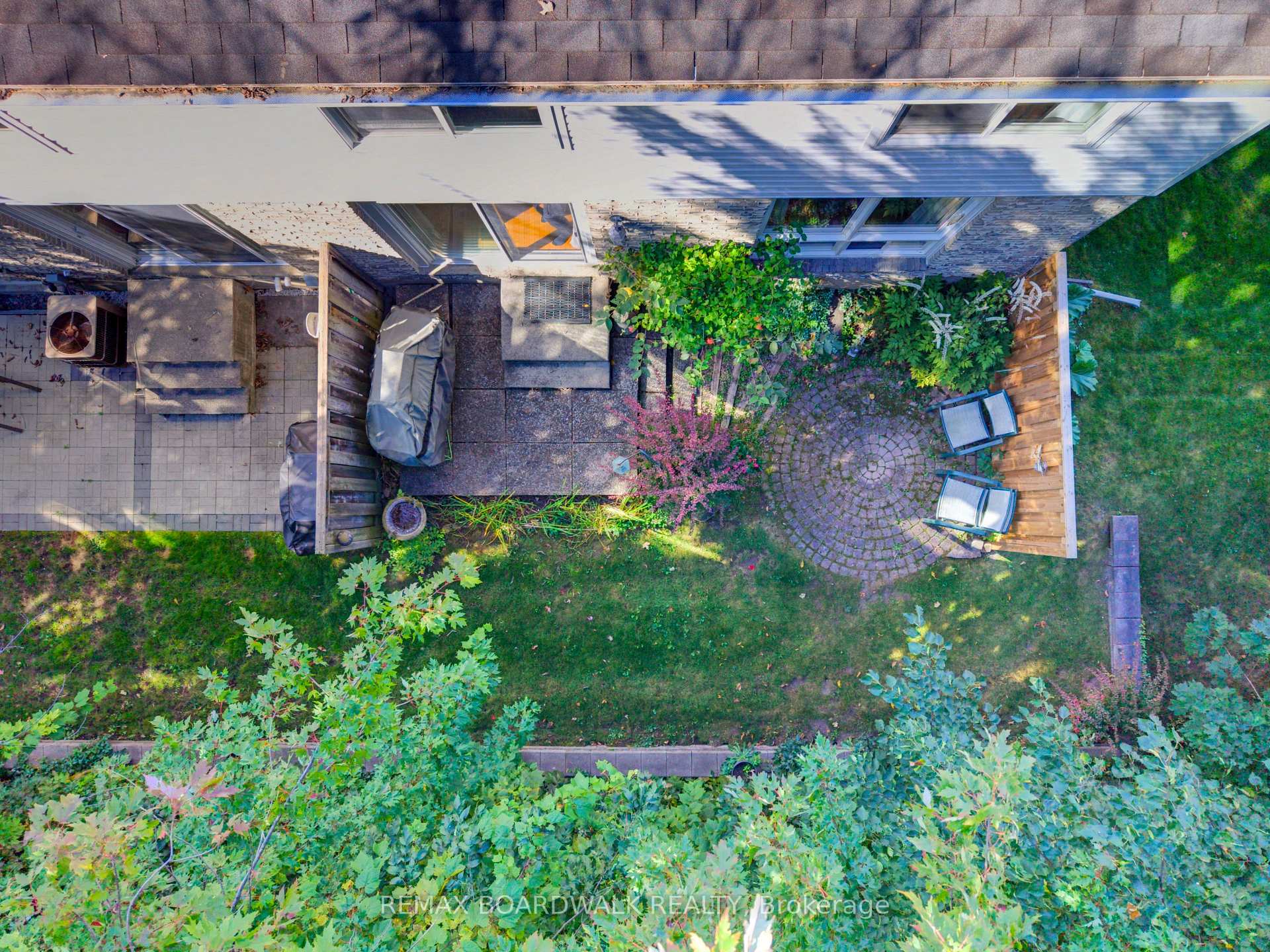 Photo 38 of Unit 13, 32 Black Forest Lane, Ottawa, Arbeatha Park — HOMEH