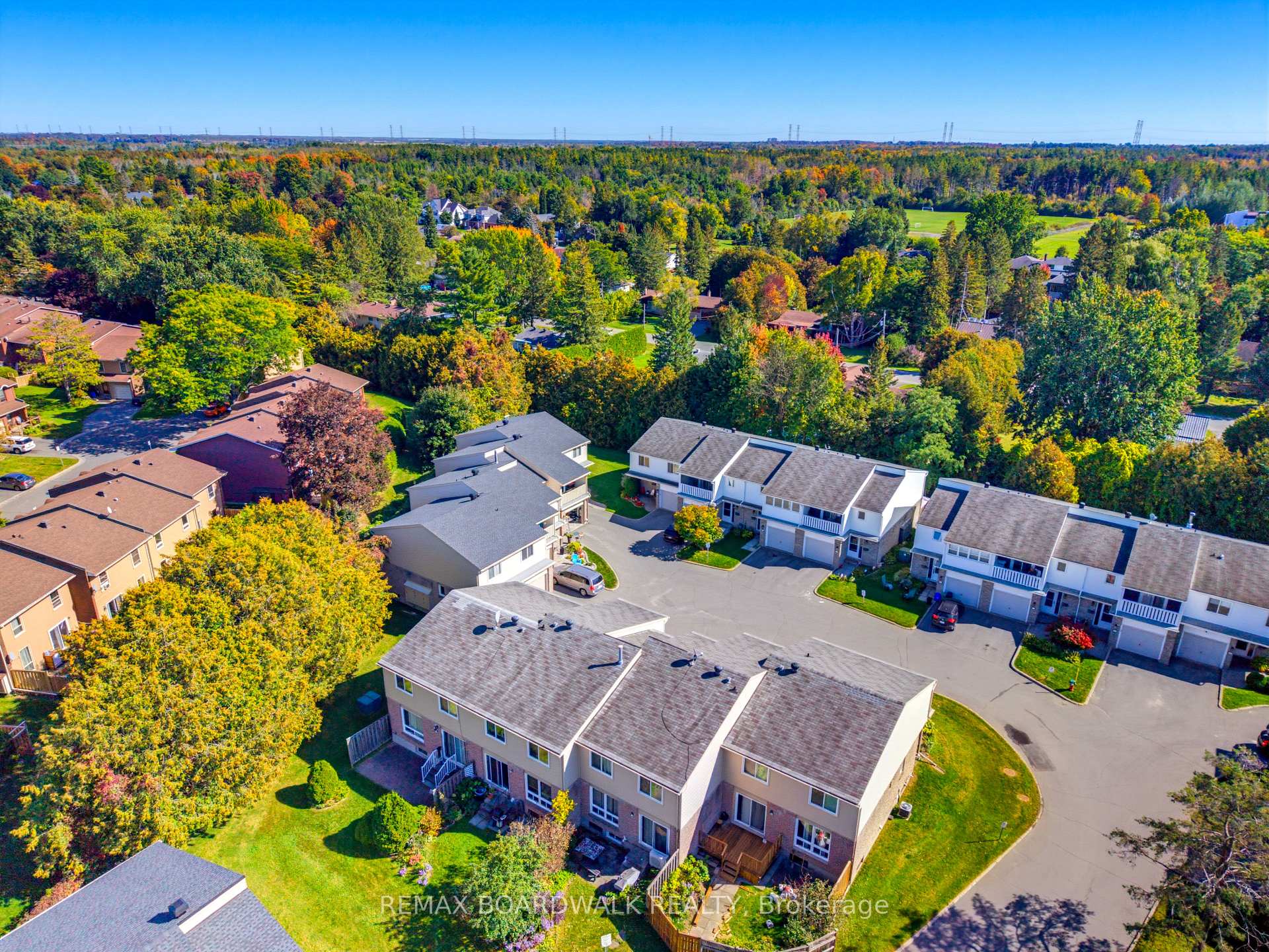 Photo 45 of Unit 13, 32 Black Forest Lane, Ottawa, Arbeatha Park — HOMEH