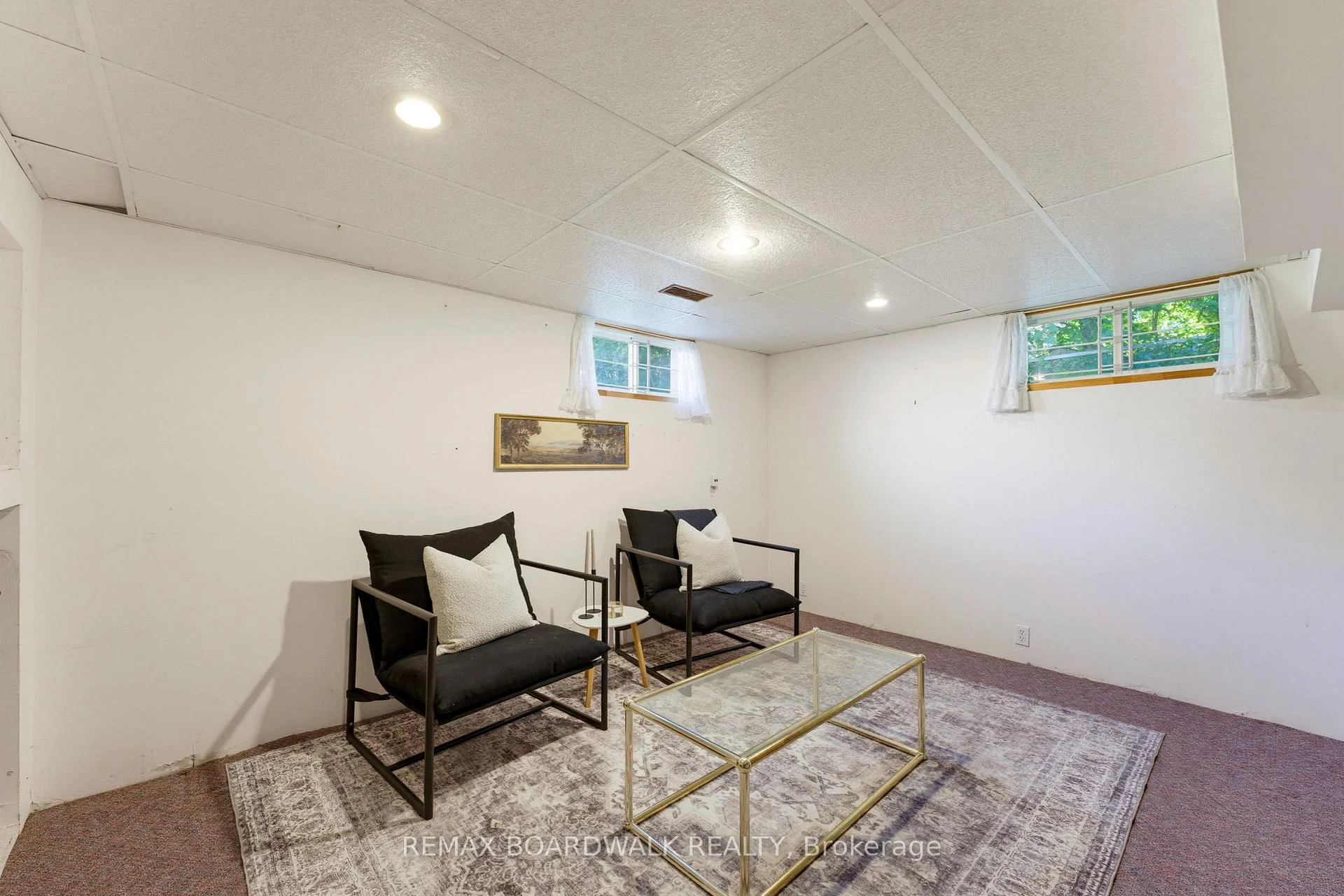 Photo 35 of Unit 13, 32 Black Forest Lane, Ottawa, Arbeatha Park — HOMEH