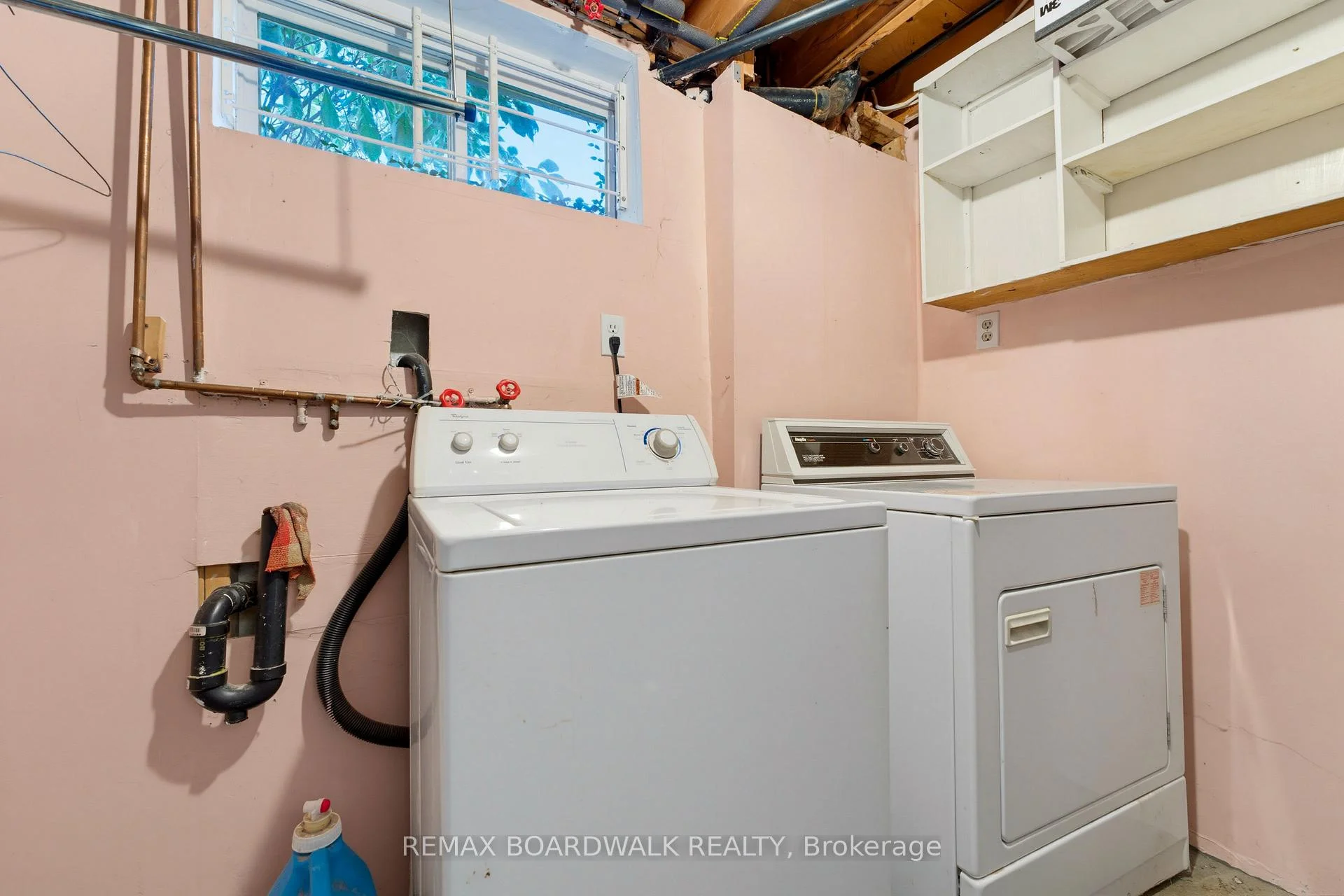 Photo 36 of Unit 13, 32 Black Forest Lane, Ottawa, Arbeatha Park — HOMEH