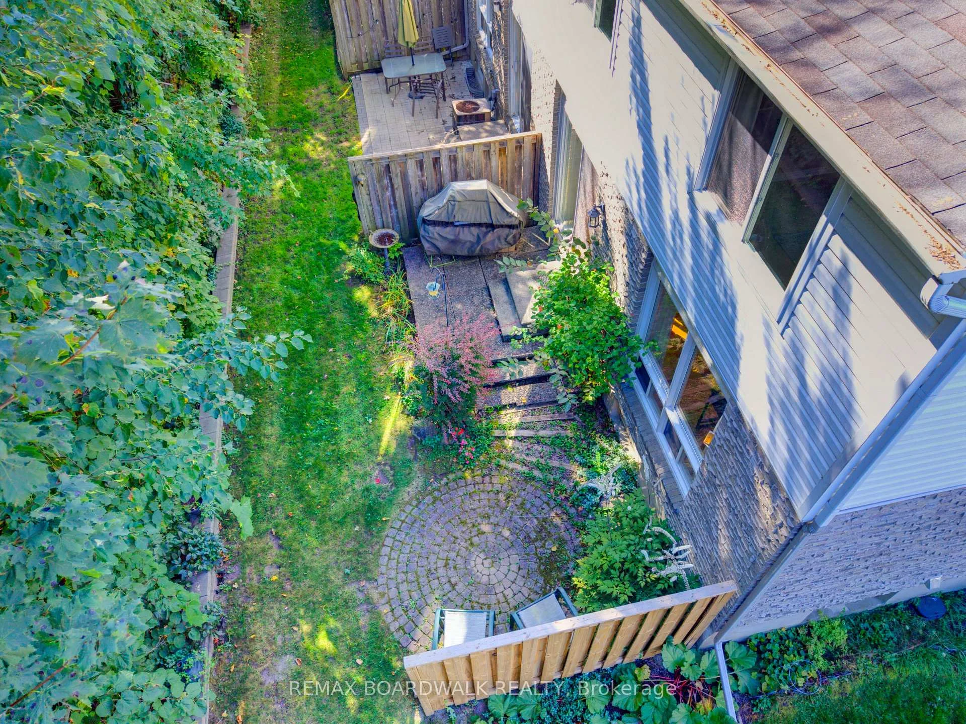 Photo 44 of Unit 13, 32 Black Forest Lane, Ottawa, Arbeatha Park — HOMEH