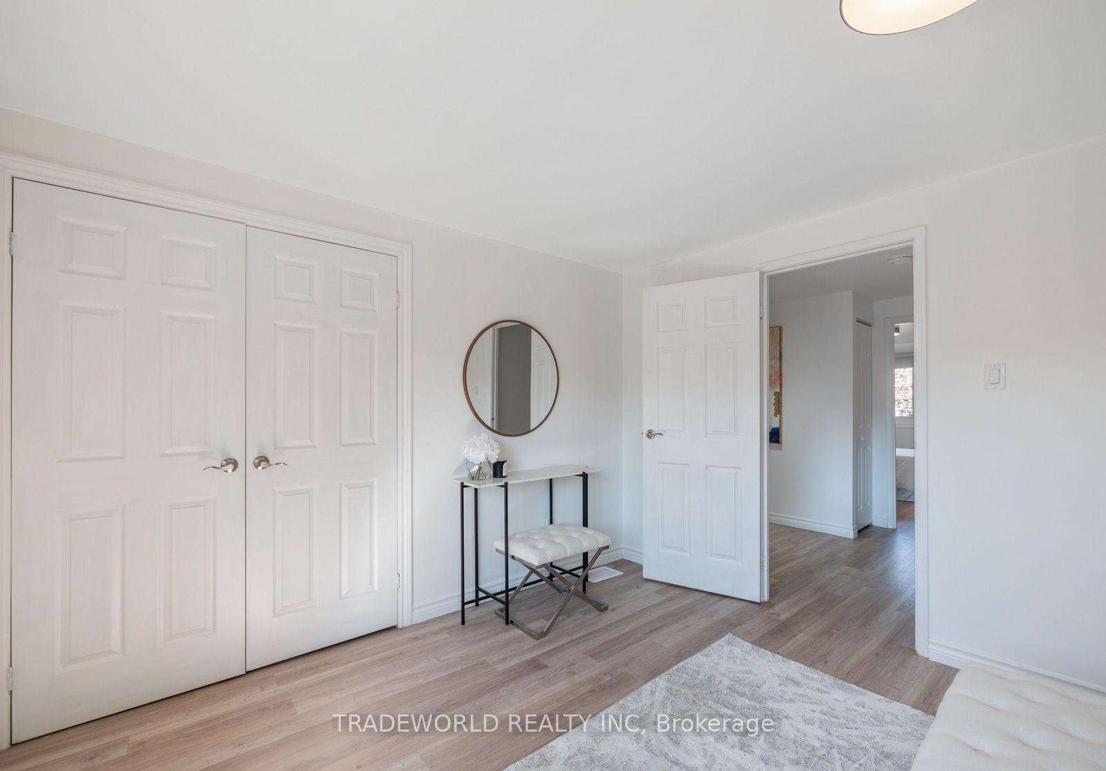 Photo 19 of 60 Camelot Way, Markham, Markham Village — HOMEH