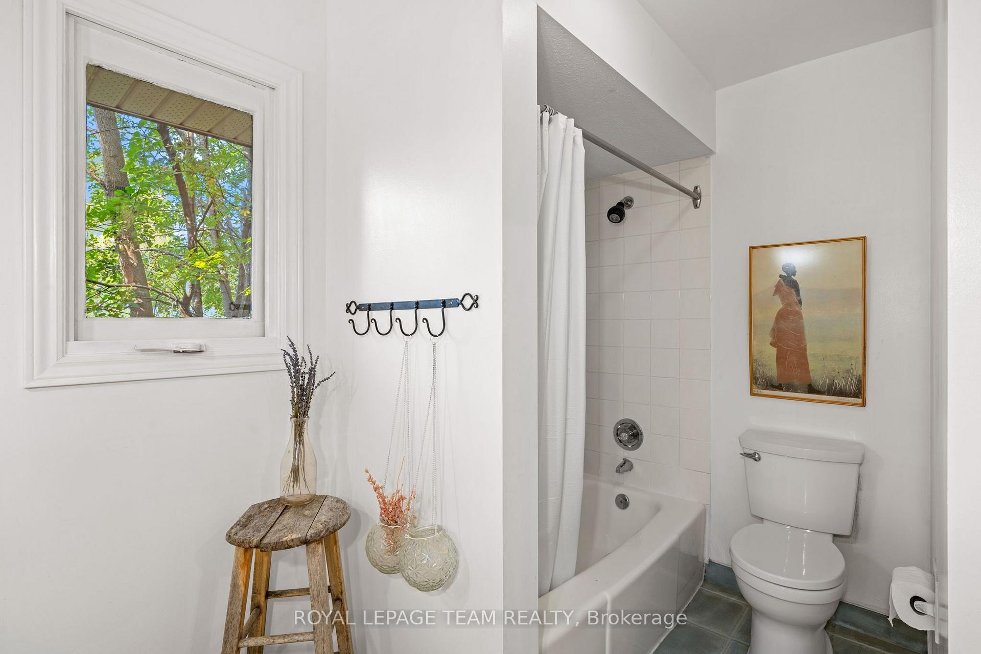 Photo 31 of 33 Rutherford Crescent, Ottawa, Kanata - Beaverbrook — HOMEH