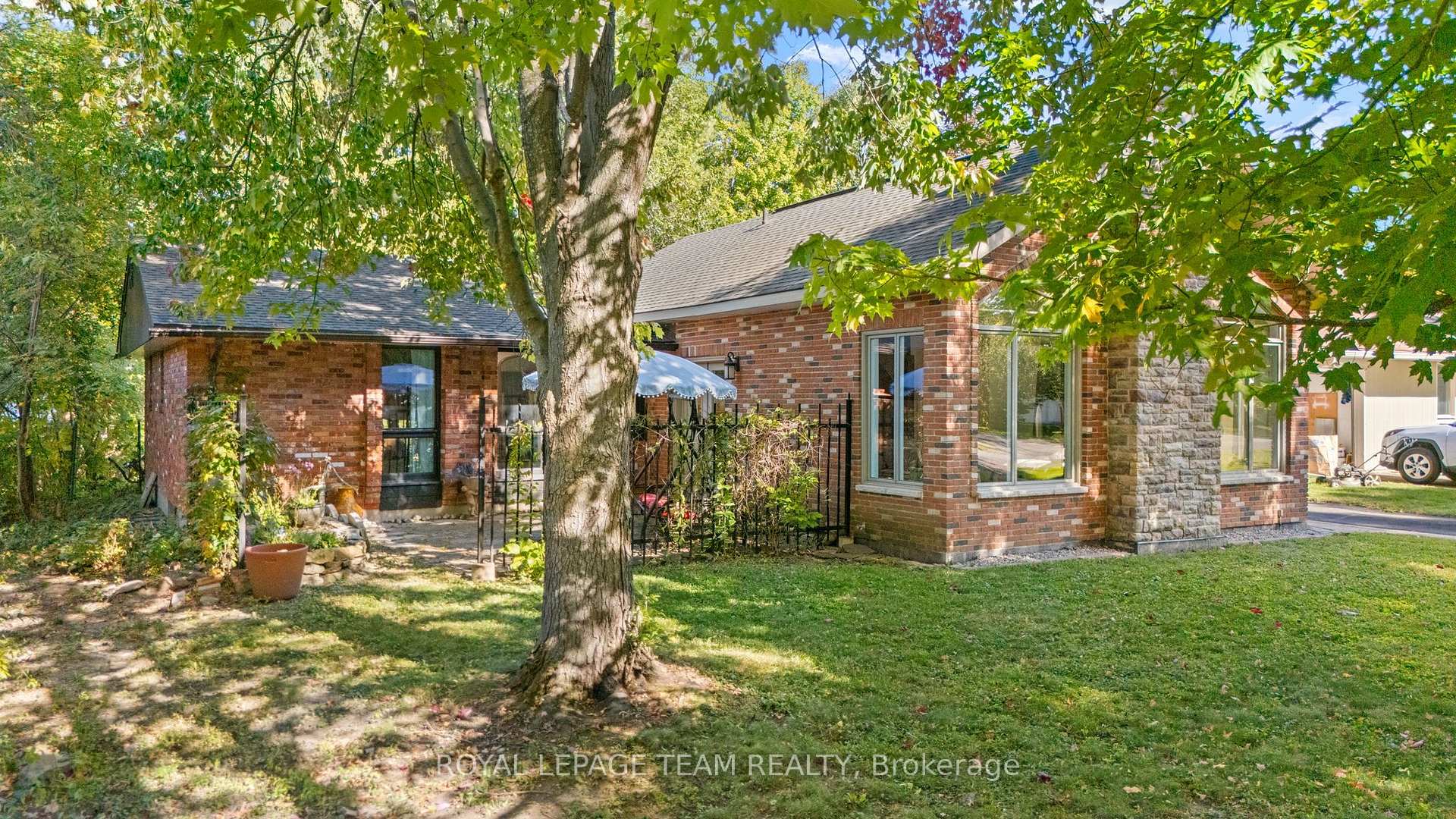 Photo 50 of 33 Rutherford Crescent, Ottawa, Kanata - Beaverbrook — HOMEH